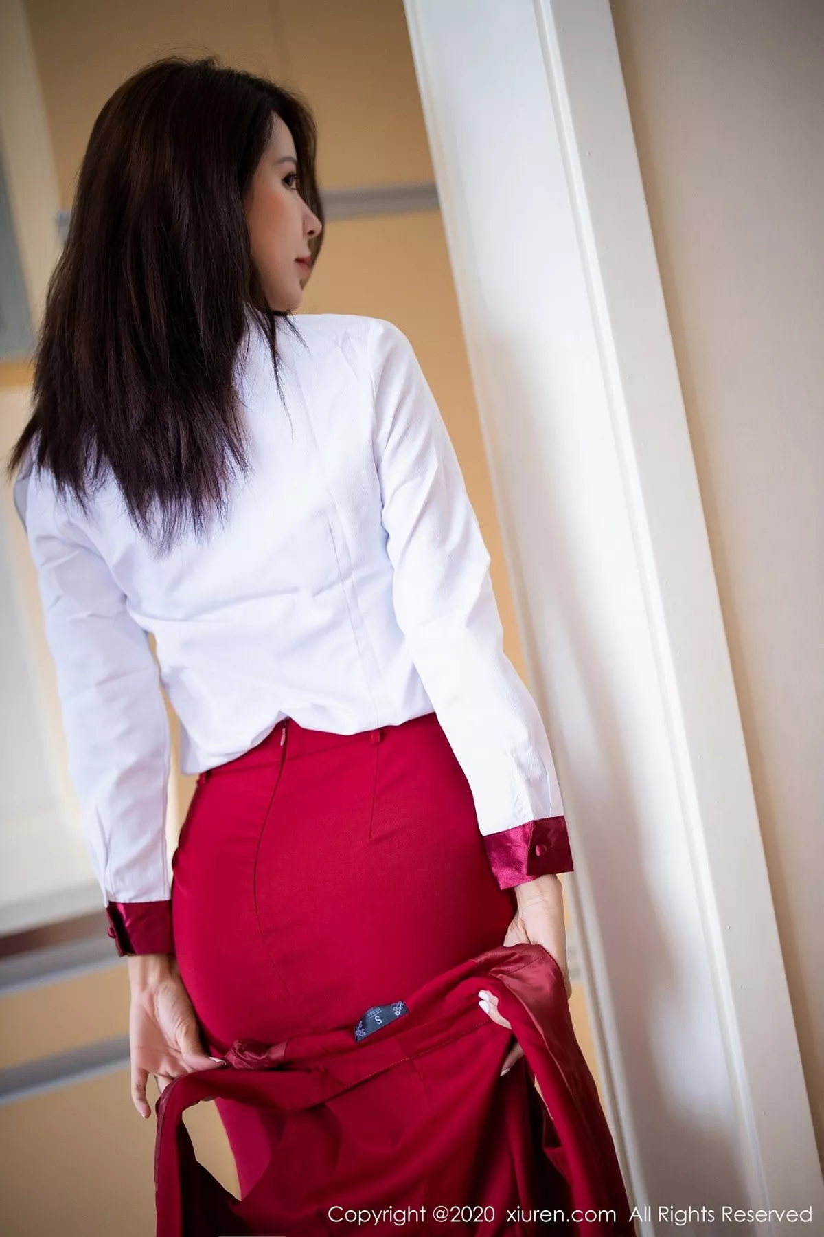 [XiuRen秀人网]第2640期Carry写真-秀人资源网